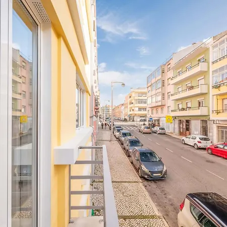 Guestready - A Pleasant In The Centre Apartmán