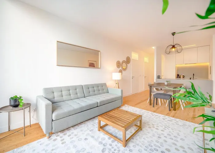 Guestready - A Pleasant In The Centre *